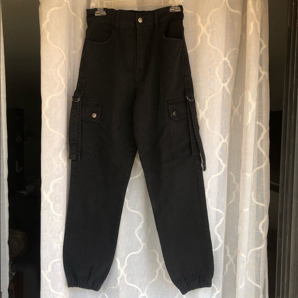 Black cargo pants 🖤